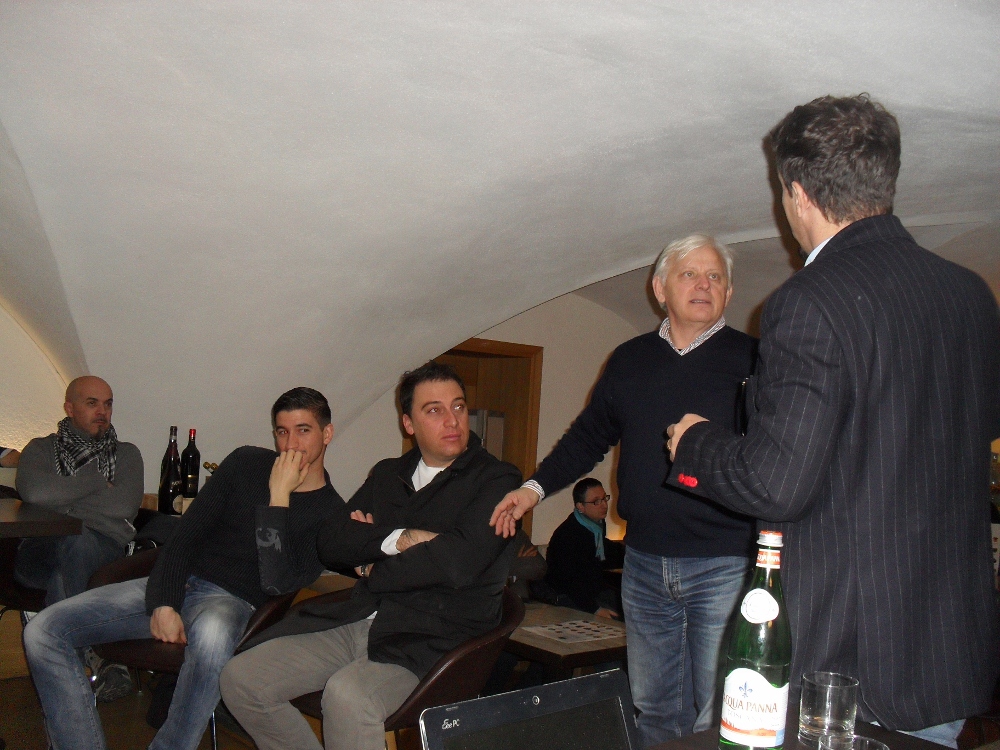 Presentazione al Caffè Zanarini